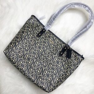 Coach NWT Black Chain Print City Zip Tote Bag